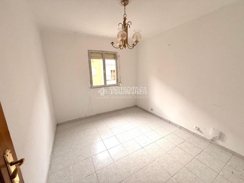 Foto 3b2b61ff-4a12-4495-aae7-c33dbf677f4a. Pis a Simancas Madrid