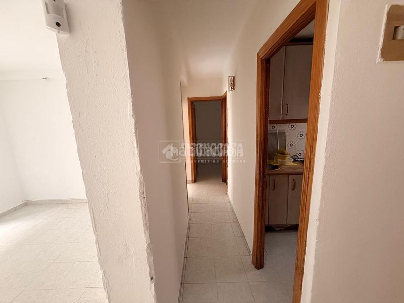 Foto 7f303611-ecf0-45da-a6ce-93e04ce928d3. Pis a Simancas Madrid