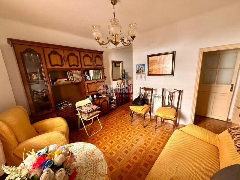 Foto 06f8a6f2-83c8-47f0-90eb-b3a87020955e. Piso  en venta en Simancas Madrid