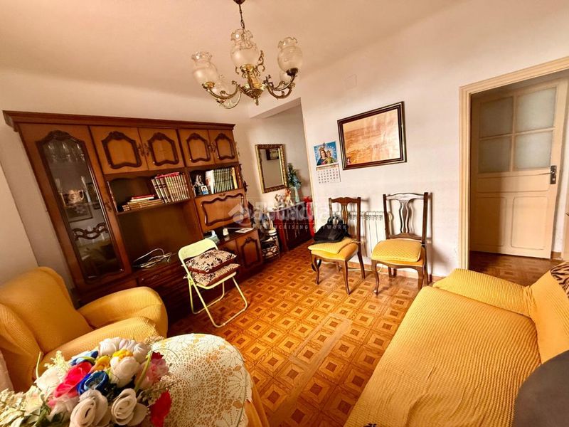 Foto 2a1d3e8e-d66e-479d-a26d-07b0b985185b. Piso  en venta en Simancas Madrid