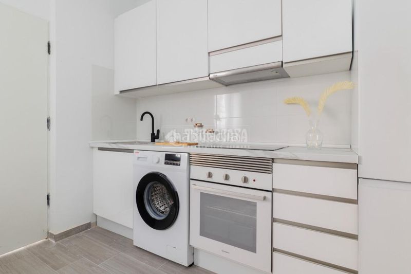 Foto 052e96a3-6de5-4043-aa27-b5e157681424. Local comercial a Simancas Madrid