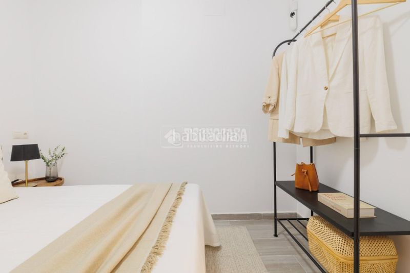 Foto 1cc75252-ef89-4543-a6d7-ff10ecb7bf26. Local comercial a Simancas Madrid