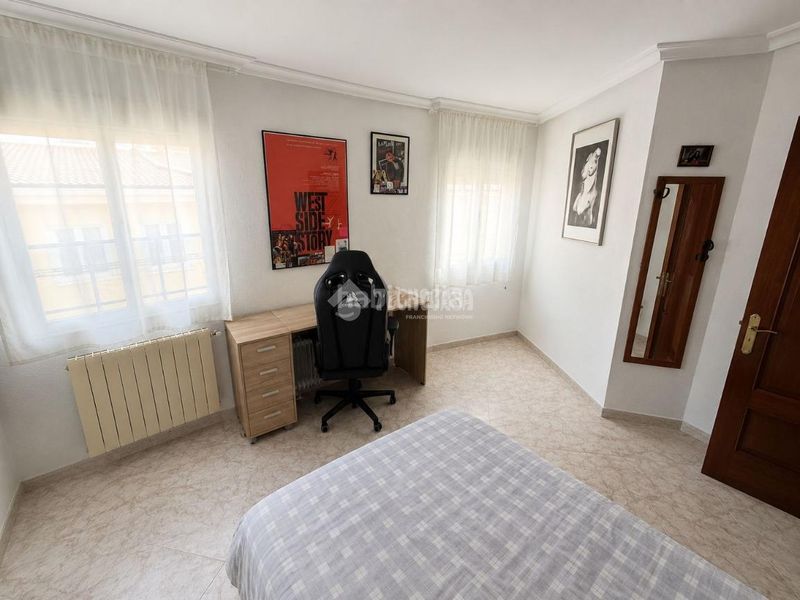 Foto 12bf214d-23c0-4ca4-8991-58e4176662ce. Piso  en venta en Simancas Madrid