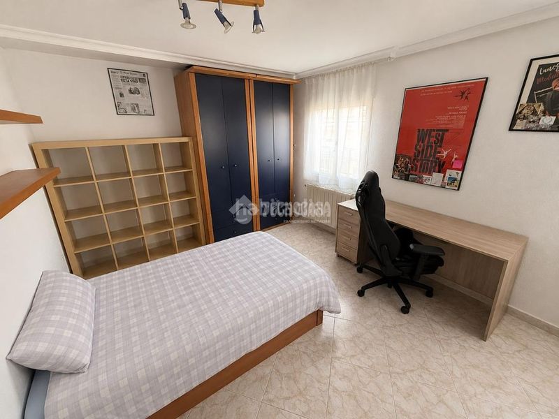 Foto 16bf8b20-2da5-4691-a07f-44db0ac413a3. Piso  en venta en Simancas Madrid