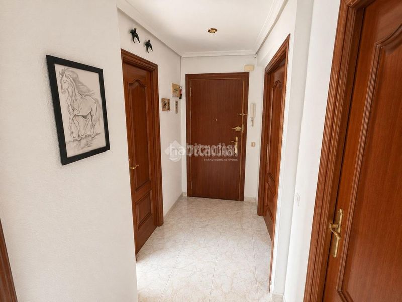 Foto 901cb9d4-dc97-4ceb-964c-7c1af6978846. Piso  en venta en Simancas Madrid