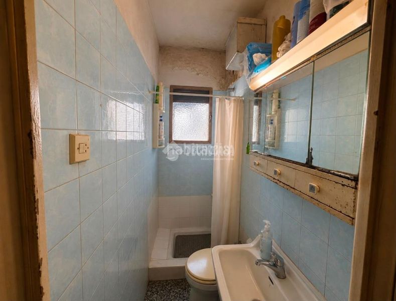 Foto b180e146-0a4a-40ef-a41c-242f3cb0d6f3. Casa aparellada amb calefacció a Simancas Madrid