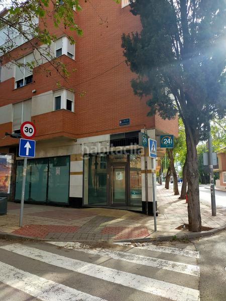 Foto 627b1c49-776b-4e44-948a-4465185b1b60. Location local commercial dans Juan de Borbón Murcia