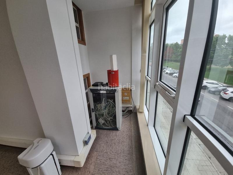 Foto 670fbf9c-e606-4485-b0e4-cb9d18c972bd. Lloguer oficina a Vioño Coruña (A)