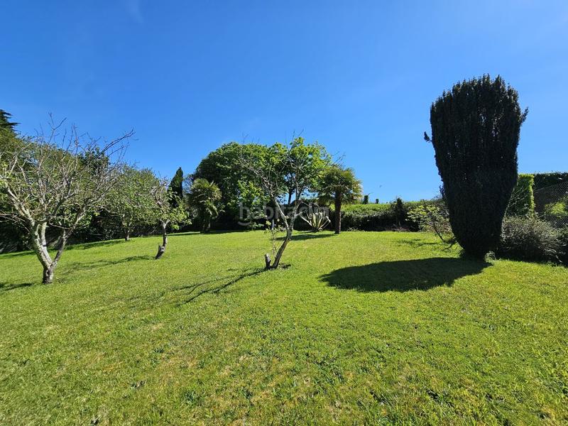 Foto 559c5d42-506a-471d-b6f0-8ec4f9cb0760. Casa parcela edificable de 2.243 m2 en castelo en Sada