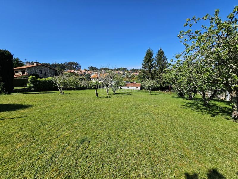 Foto c57ef6c1-fd99-4cf9-96c3-2ceb866574fe. Casa parcela edificable de 2.243 m2 en castelo en Sada