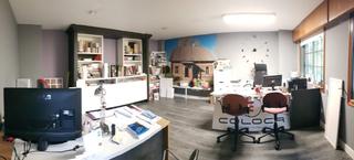 Alquiler Local Comercial en Someso - Matogrande. Local destinado a oficina, en primera planta, sin ascensor, disp