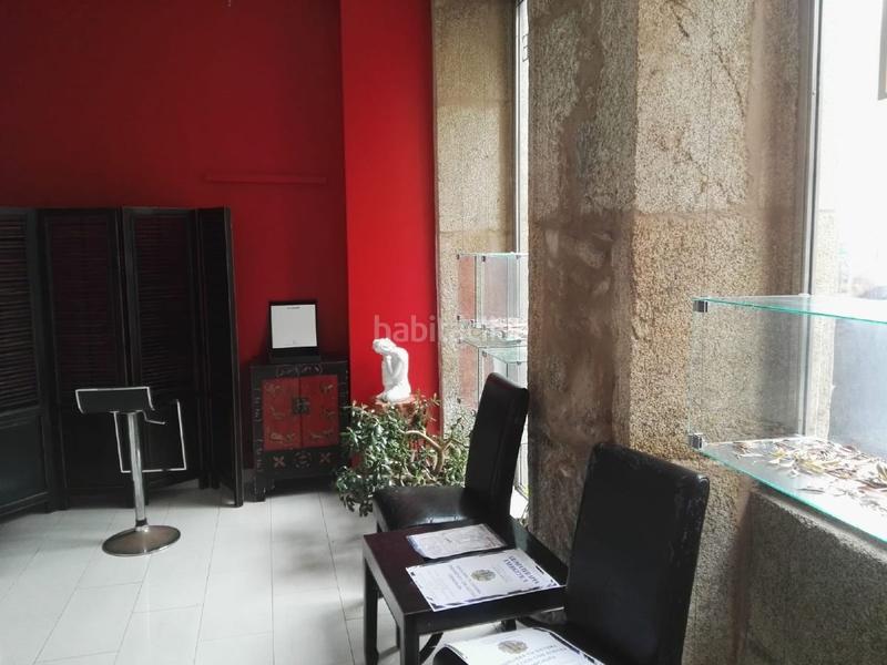 Foto 4d542ded-adca-441b-9323-c11d168a6176. Local comercial  en venta en calle orillamar en Coruña (A)