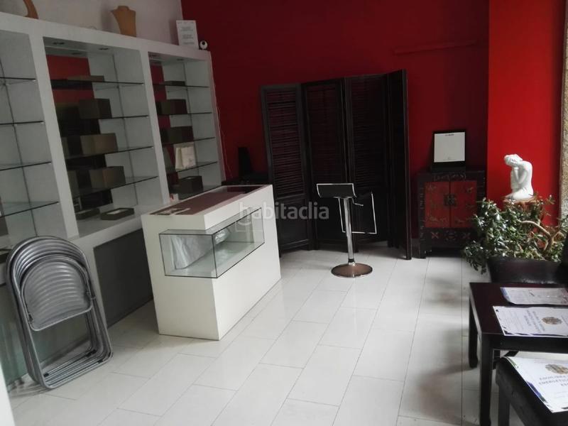 Foto bdd518a5-6c27-4a4a-a567-381666e7b7c0. Local comercial  en venta en calle orillamar en Coruña (A)