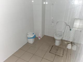 Location Local commercial à Agra del Orzán - Ventorrillo. Gran local comercial en plena ronda de outeiro de 730 m2