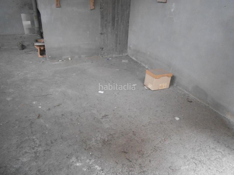 Foto a48f9b48-5546-4583-8a3a-33c457252ae2. Local comercial a Agra del Orzán - Ventorrillo Coruña (A)