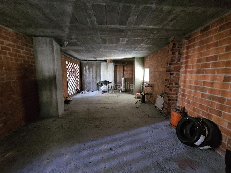 Foto ca39d2c9-95ad-45a3-bad3-a437440f40d7. Lloguer local comercial a Los Rosales Coruña (A)