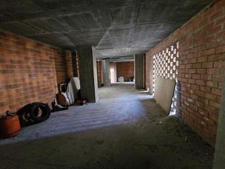 Location Local commercial  Simón bolívar. Entreplanta de obra en alquiler en los rosales
