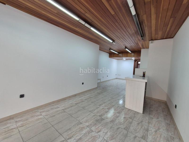 Foto 4cdd1c92-37f0-4fee-ba18-2e434bde12e1. Rent business premise in Riazor - Visma Coruña (A)