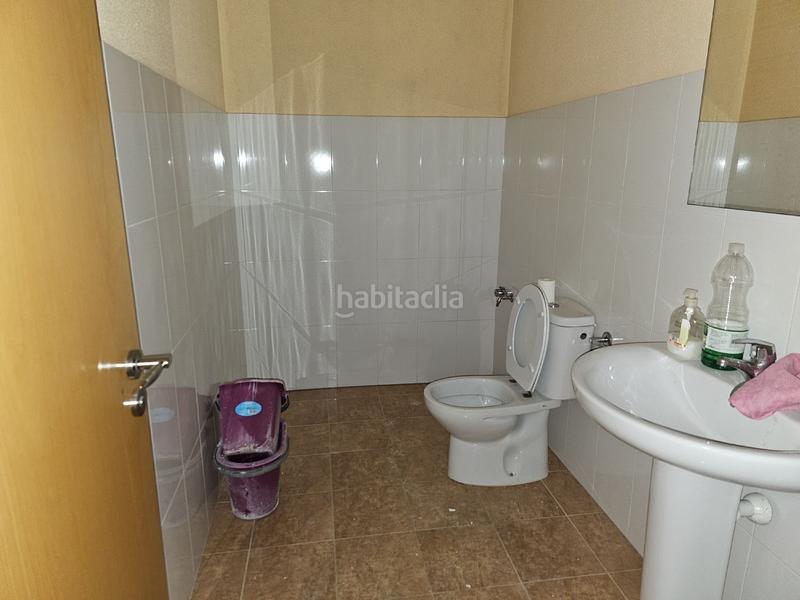 Foto 795229df-a268-4f9b-836e-0a70aa7a207d. Location local commercial dans Pastoriza Arteixo