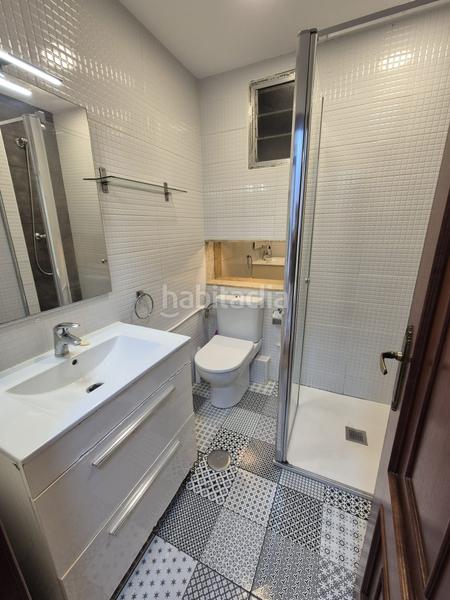Foto 6894d349-989b-4e73-8374-8f316cf22781. Piso  en venta, en la ronda de outeiro, edificio divina pastora, a coruña. en Coruña (A)