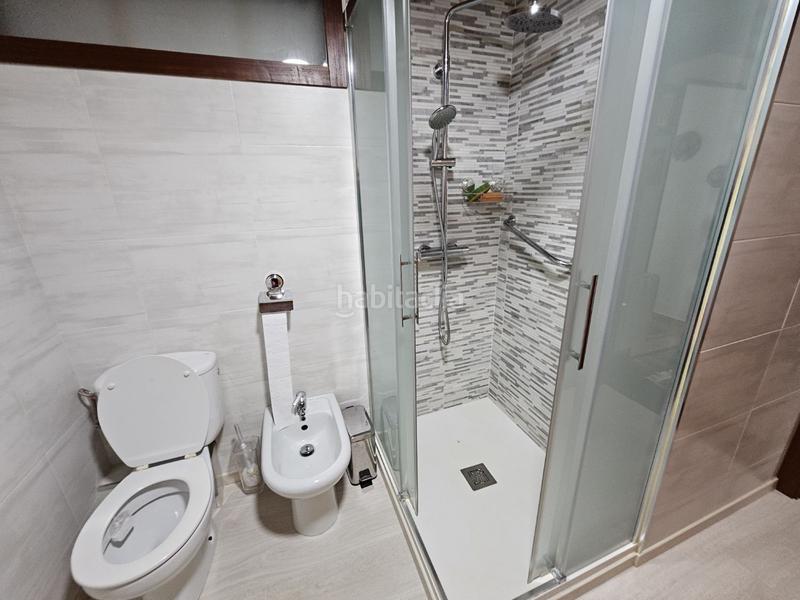 Foto 14a9e8a0-03f0-48d6-bbe7-f9164910c2ae. Maison avec chauffage dans Laracha