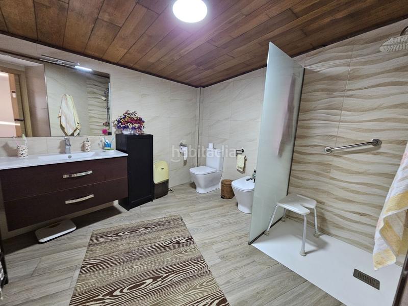 Foto 26383d47-8df3-4a95-8ec2-c05f17f79e36. Maison avec chauffage dans Laracha