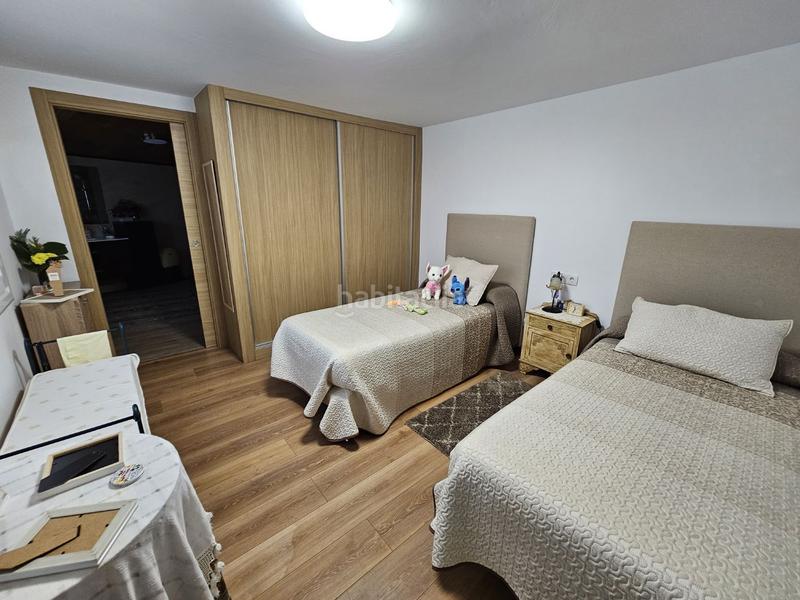 Foto 38d5d7ef-a16c-4bbf-8bb6-c8d4a8b2fc4d. Maison avec chauffage dans Laracha