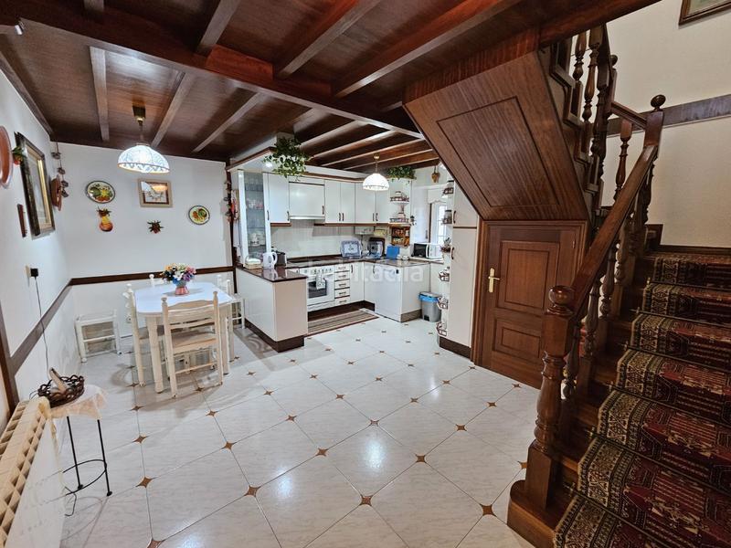 Foto 9ac07629-296b-4136-8d75-2118ee07f48a. Maison avec chauffage dans Laracha