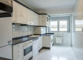 Lloguer Pis  Comercio. Alquiler temporada para estudiantes de 4 habitaciones y 2 baños
