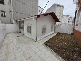 House  Rúa laureano mediante. Casita 1 dormitorio en patio interior en los castros con pequeño