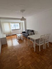 Rent Flat  Filipinas. Piso en alquiler de temporada para curso escolar 202627.