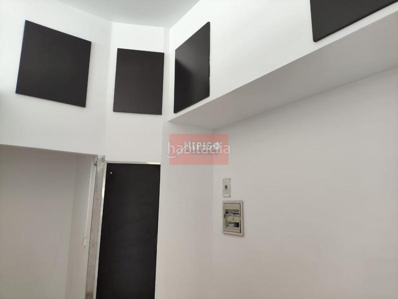 Foto b8fe43ec-db64-47df-a930-d3a2790137b1. Local comercial en A Ponte Ourense