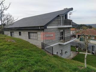 Xalet a Toén