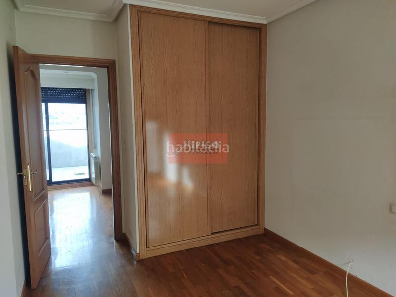 Foto 33a385c4-9d2b-4c27-893d-311324bbedd9. Zweistöckige wohnung mit heizung parking in Mariñamansa Ourense