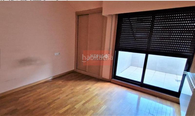 Foto bdaa7d3e-609d-48f7-abb7-41f5580b18bc. Zweistöckige wohnung mit heizung parking in Mariñamansa Ourense