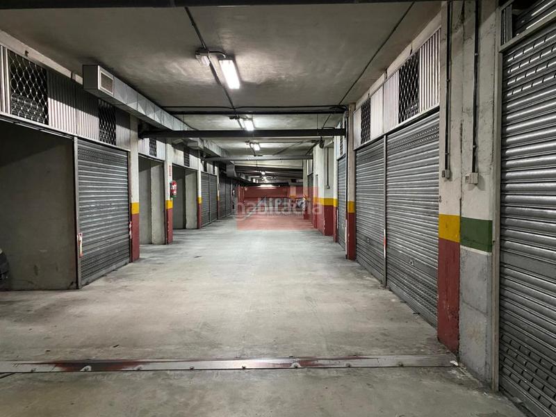 Foto bf13115c-7c07-4e59-bbb8-b73e652e3beb. Parking coche en Centro Ourense