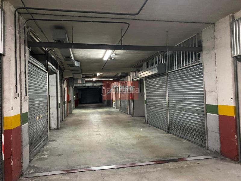 Foto c2f86bfb-598a-49b0-bebd-1844cb1c2fd4. Parking coche en Centro Ourense