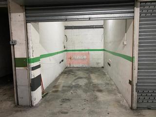 Car parking in Eduardo Barreiros