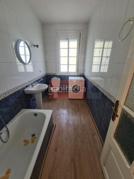 Foto c8ebb8e5-090a-4908-91e6-b7ab40d30443. Appartement avec parking dans A Carballeira Ourense