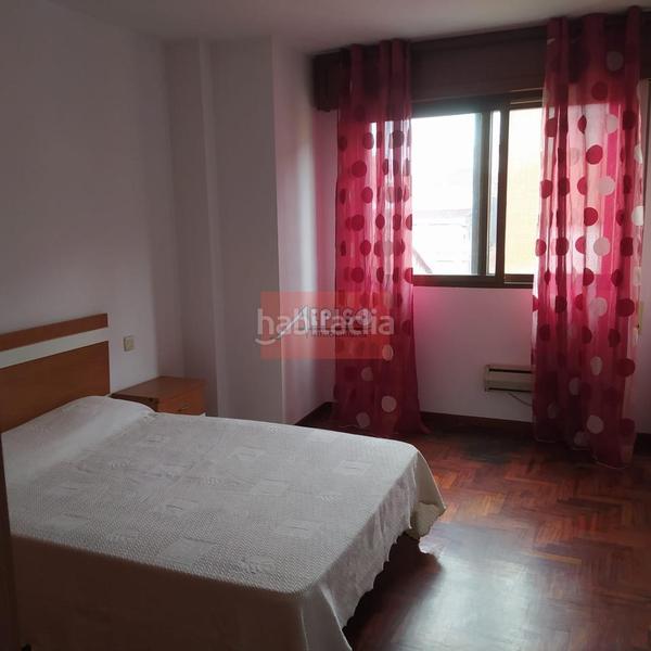 Foto f50dfbc4-0880-48b8-9421-25cf89354a94. Apartamento en Couto Ourense