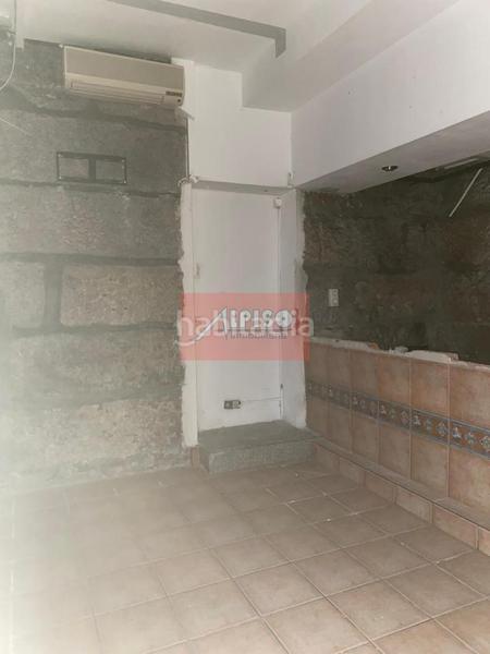 Foto 7d88cef8-ed5a-4fbc-bd52-8da6864cb75a. Local comercial en Couto Ourense