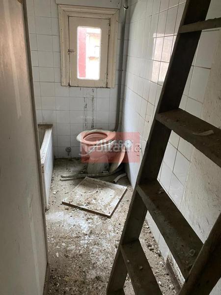 Foto b02f2fca-3e41-4976-93f5-1f5f5eb2d576. Edificio en San Francisco Ourense