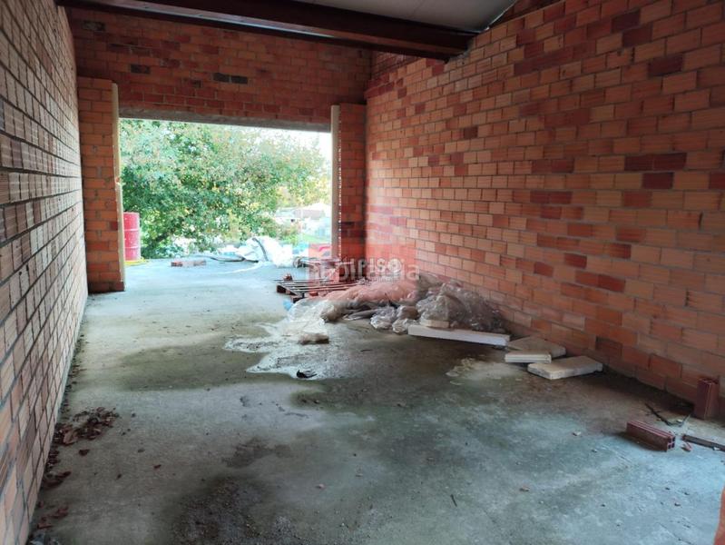 Foto febf7b3c-fb42-40d9-a03c-83515c8138e0. Chalet en San Cibrao das Viñas