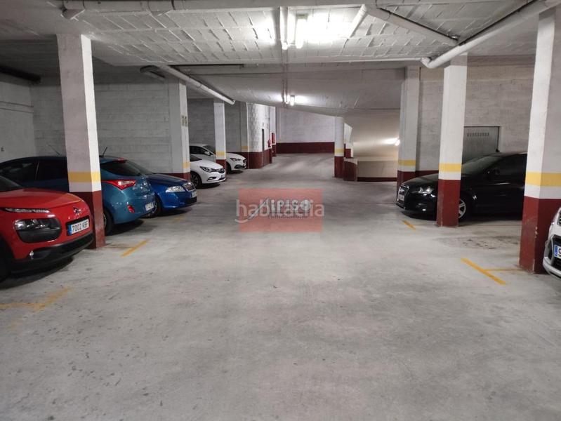 Foto 56ea322d-48e2-4074-8a7d-82dd8691d585. Parking coche en San Cibrao das Viñas