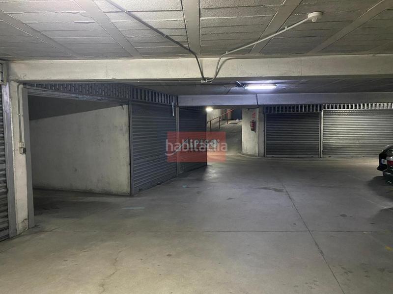 Foto 544081d1-0eb2-4d5d-bf5c-e11b280ebd1d. Parking coche en Universidad Ourense