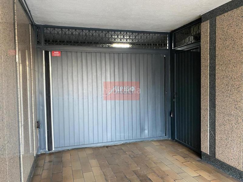 Foto e058ffeb-8c70-4241-8671-fad1dcf52157. Autoparkplatz in Universidad Ourense