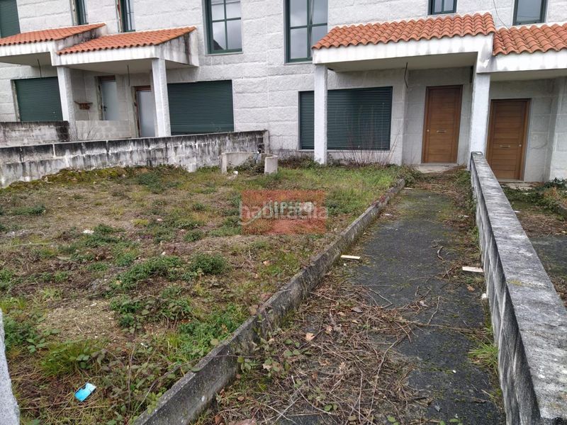Foto 0df5c1e2-461e-49d4-a4a6-880c92ccc376. Casa adosada en Celanova