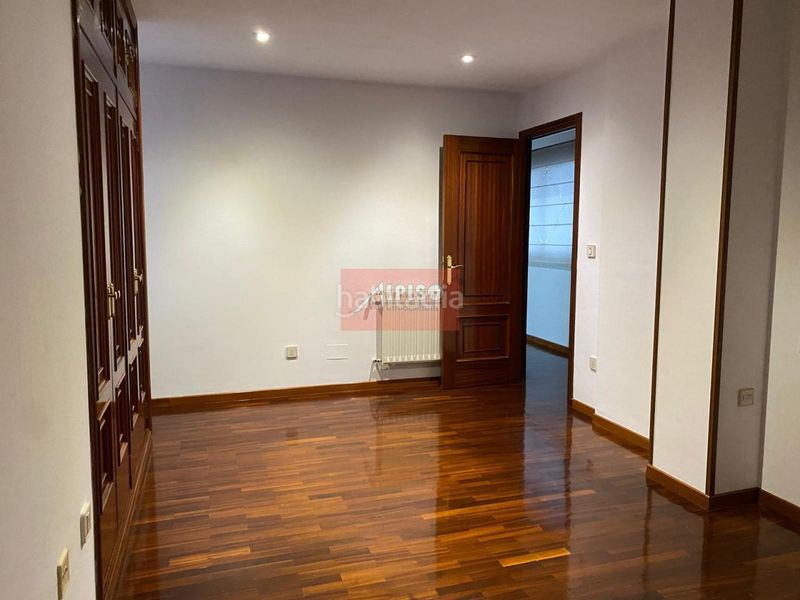 Foto 8cd680c3-4903-474f-80c3-38a93175d855. Miete appartement mit heizung parking in Barrocanes Ourense