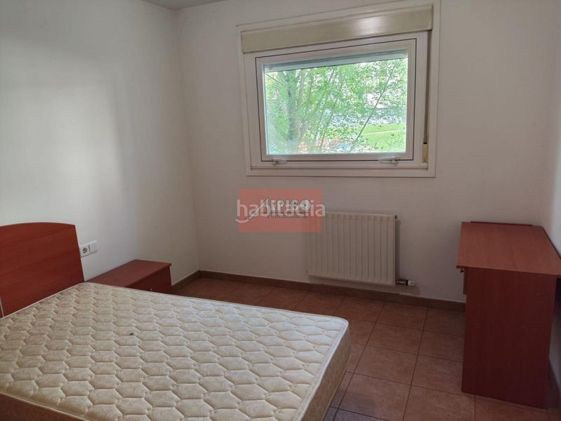 Foto 6c61c10e-745d-4587-8ea0-bf2056704f98. Rent flat with heating in Barrocanes Ourense