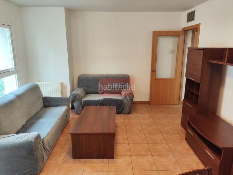 Foto f7a1097c-20f0-4ed3-a838-f8b310e64b04. Rent flat with heating in Barrocanes Ourense
